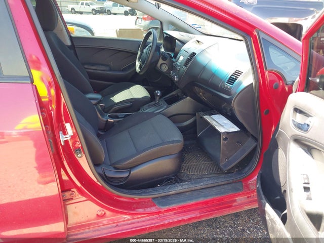 2016 KIA FORTE KNAFX4A69G5565373 Photo 4