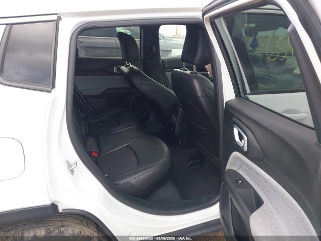 44665402 :رقم المزاد ، 3C4NJDBN7RT137813 vin ، 2024 Jeep Compass Latitude 4x4 مزاد بيع