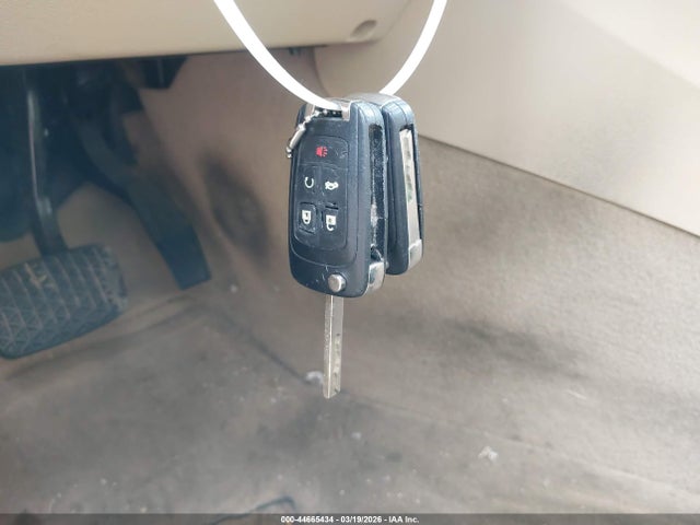 44665434 :رقم المزاد ، 1G4GE5EV2AF257768 vin ، 2010 Buick Lacrosse Cxs مزاد بيع