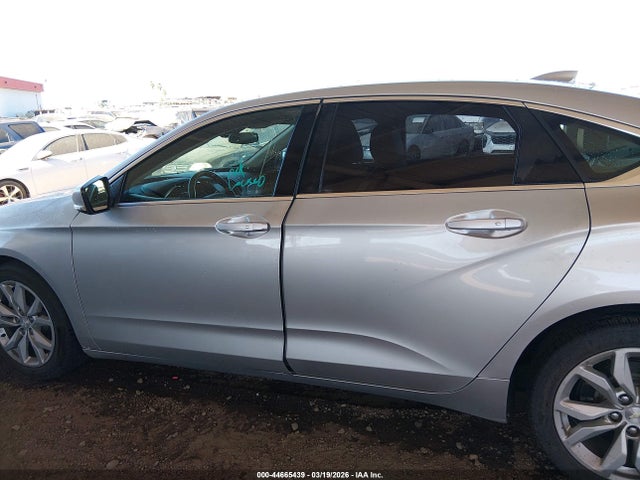 1G11Z5SA0KU137439 Chevrolet IMPALA LT