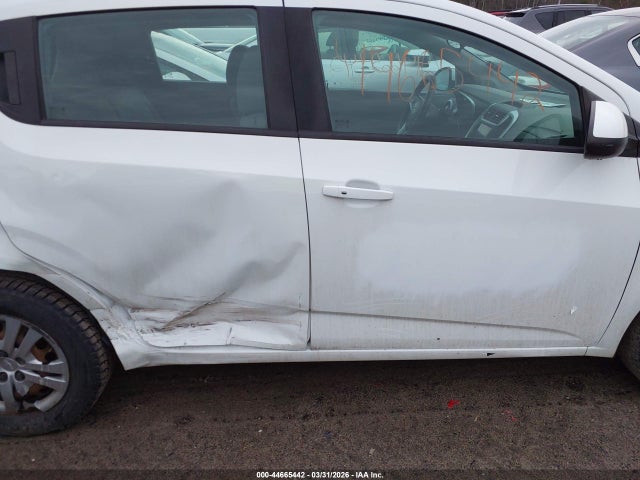 1G1JG6SB0L4126530 Chevrolet Sonic Fwd 1fl 5-door