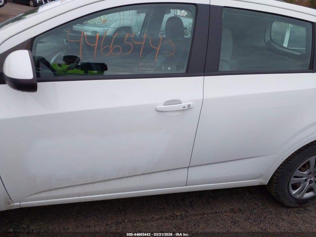 1G1JG6SB0L4126530 Chevrolet Sonic Fwd 1fl 5-door