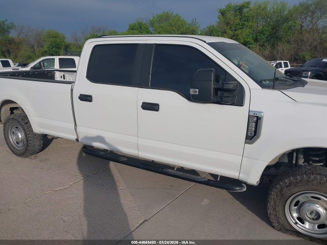 1FT7W2BN8NEE98105 Ford F-250 Xl