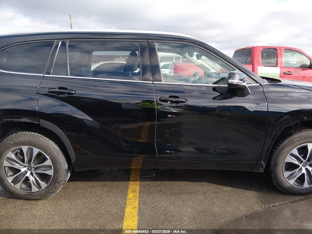 5TDGARAH4NS516581 Toyota Highlander Hybrid Xle