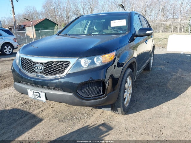 Продажа на аукционе авто 2013 Kia Sorento Lx, vin: 5XYKTDA62DG417999, номер лота: 44665521