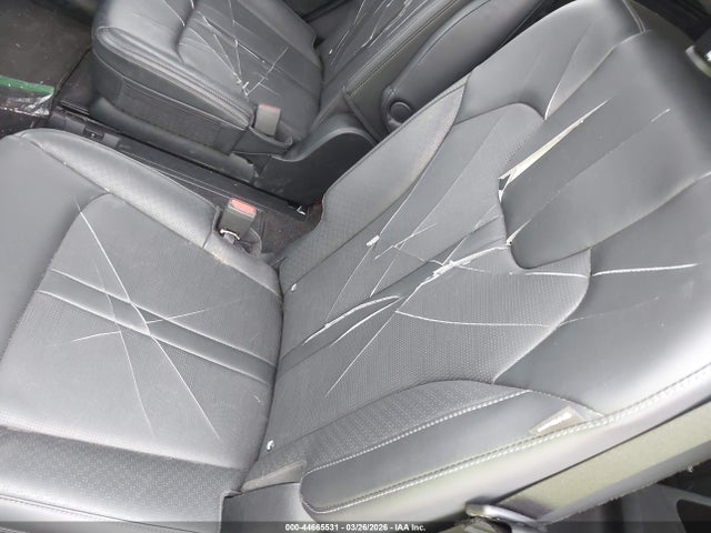Продажа на аукционе авто 2025 Kia Sorento Ex, vin: 5XYRHDJF7SG354783, номер лота: 44665531