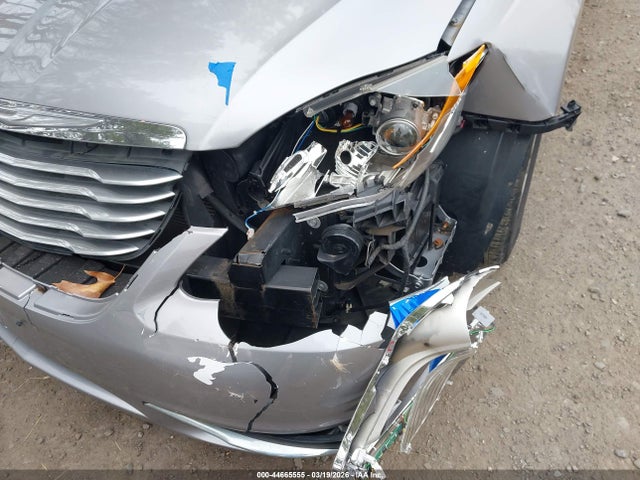 Продажа на аукционе авто 2014 Chrysler 200 Limited, vin: 1C3CCBCG6EN134597, номер лота: 44665555