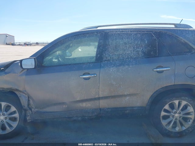 44665602 :رقم المزاد ، 5XYKU4A79EG513720 vin ، 2014 Kia Sorento Ex V6 مزاد بيع