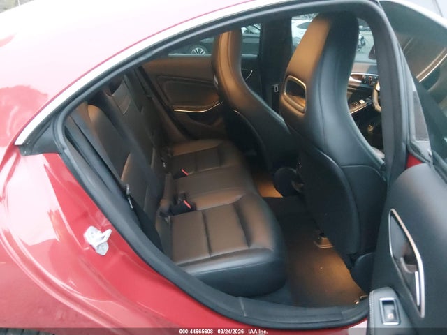 44665608 :رقم المزاد ، WDDSJ4EB0FN180654 vin ، 2015 Mercedes-benz Cla 250 مزاد بيع