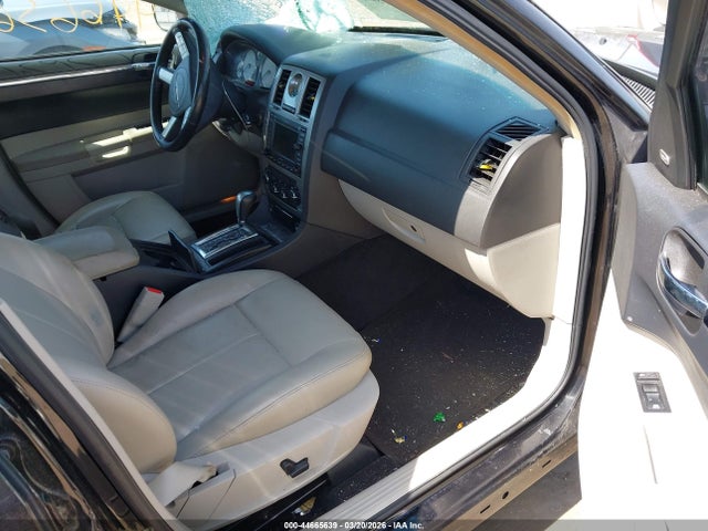 2006 Chrysler 300 Touring მანქანა იყიდება აუქციონზე, vin: 2C3KA53G56H108375, აუქციონის ნომერი: 44665639