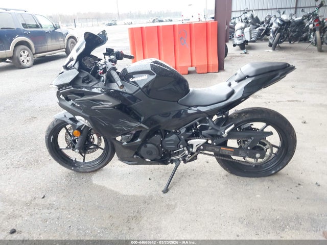 Kawasaki EX500 2024 ML5EXGG19RDA08139 Image 13