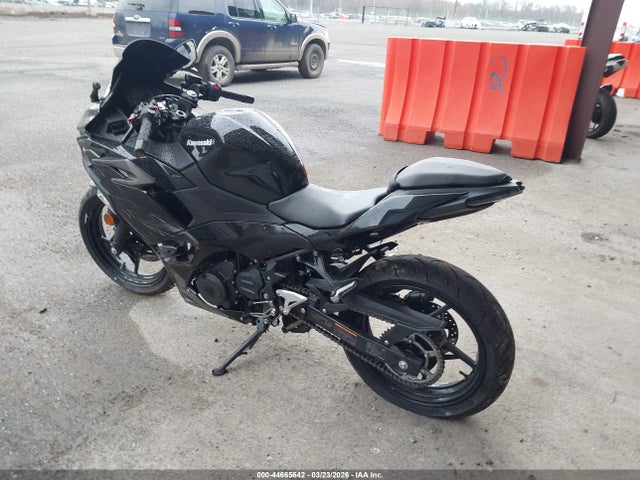 Kawasaki EX500 2024 ML5EXGG19RDA08139 Image 3
