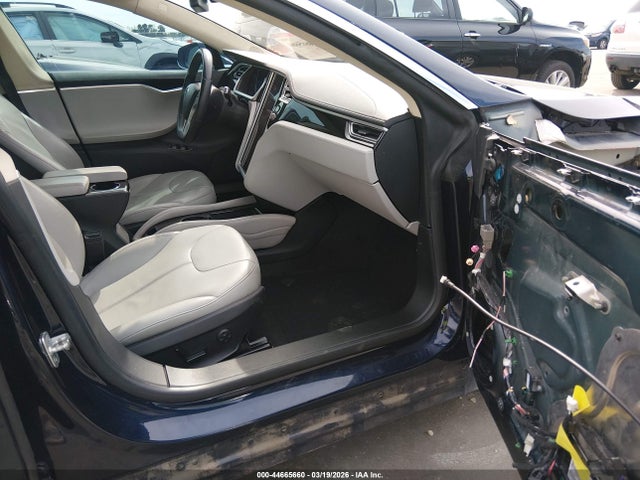 2013 TESLA MODEL S 5YJSA1CN1DFP14018 Photo 4
