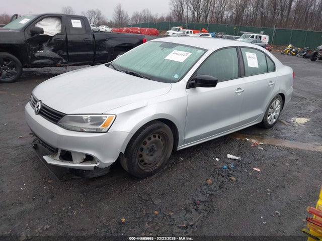 44665665 :رقم المزاد ، 3VW2K7AJ9BM073383 vin ، 2011 Volkswagen Jetta 2.0l S مزاد بيع