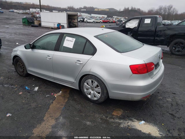 44665665 :رقم المزاد ، 3VW2K7AJ9BM073383 vin ، 2011 Volkswagen Jetta 2.0l S مزاد بيع