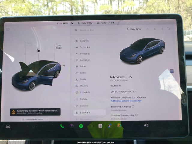 44665698 :رقم المزاد ، 5YJ3E1EA2JF164200 vin ، 2018 Tesla Model 3 Long Range/mid Range مزاد بيع