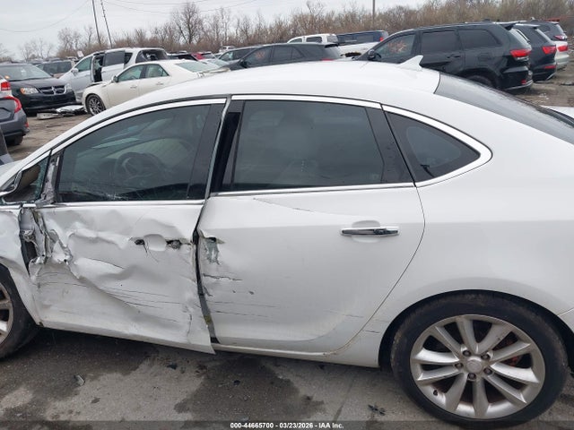 44665700 :رقم المزاد ، 1G4PS5SK5E4166739 vin ، 2014 Buick Verano Leather Group مزاد بيع