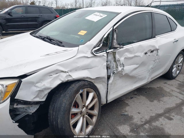 44665700 :رقم المزاد ، 1G4PS5SK5E4166739 vin ، 2014 Buick Verano Leather Group مزاد بيع