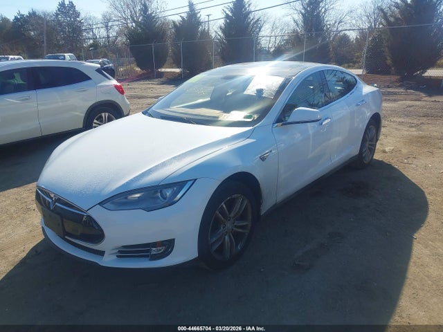 2013 TESLA MODEL S 5YJSA1CG2DFP08293 Photo 1