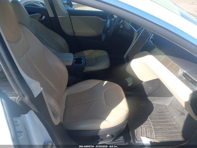 2013 TESLA MODEL S 5YJSA1CG2DFP08293 Photo 4