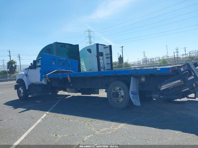Ford F-650 Gas 2018 1FDNF6AY0JDF01617 Image 16