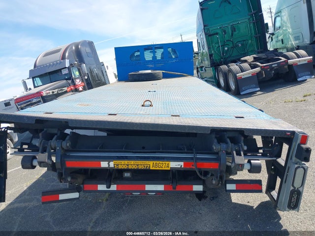 Ford F-650 Gas 2018 1FDNF6AY0JDF01617 Image 12