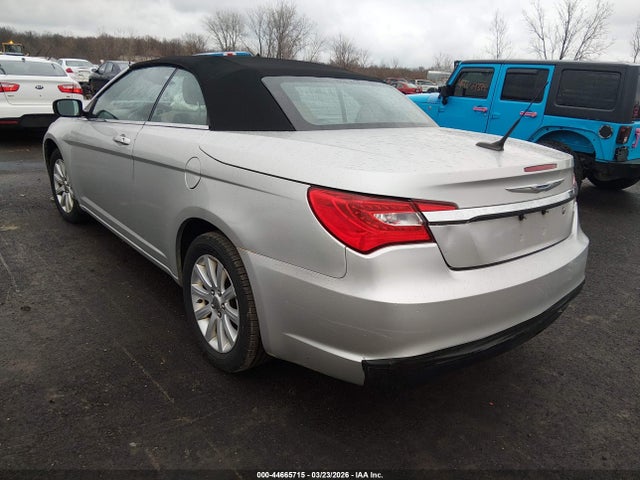 2011 CHRYSLER 200 1C3BC2EB3BN532522 Photo 2