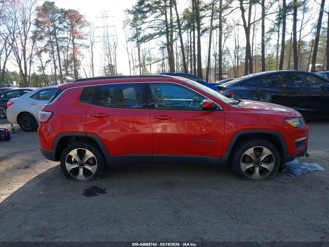 2017 Jeep New Compass Latitude 4x4 მანქანა იყიდება აუქციონზე, vin: 3C4NJDBB9HT597138, აუქციონის ნომერი: 44665744