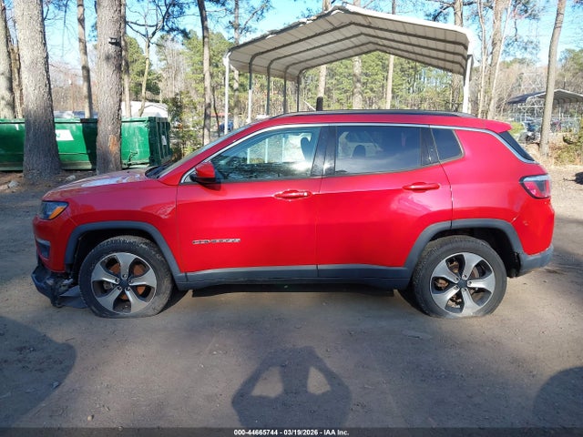2017 Jeep New Compass Latitude 4x4 მანქანა იყიდება აუქციონზე, vin: 3C4NJDBB9HT597138, აუქციონის ნომერი: 44665744