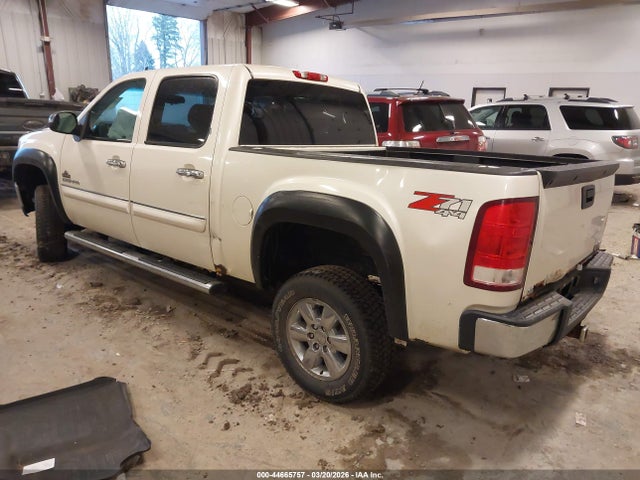 2013 GMC SIERRA 1500 3GTP2VE7XDG207315 Photo 2
