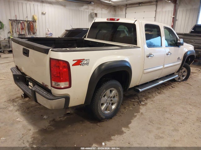2013 GMC SIERRA 1500 3GTP2VE7XDG207315 Photo 3