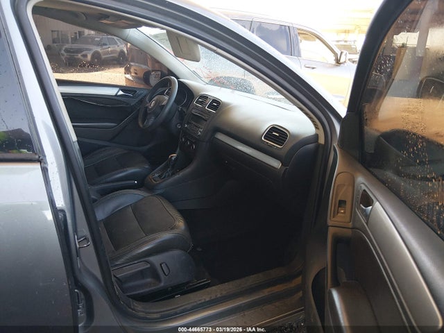 2012 Volkswagen Golf 2.5l 4-door მანქანა იყიდება აუქციონზე, vin: WVWDB7AJ2CW284230, აუქციონის ნომერი: 44665773