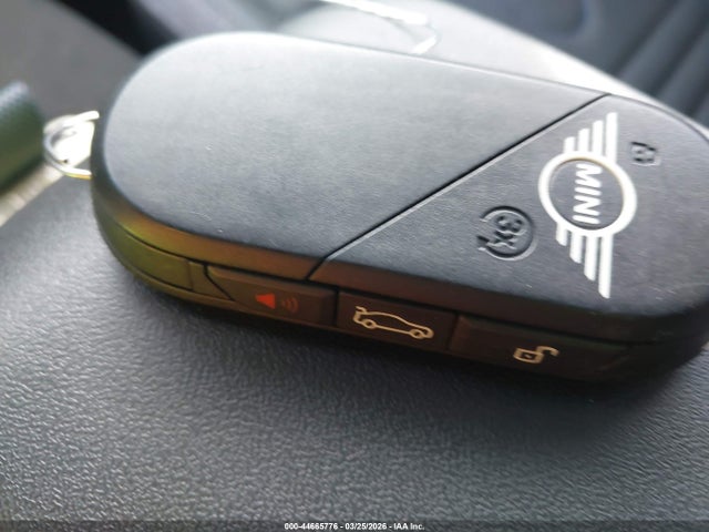 44665776 :رقم المزاد ، WMZ23GA06S7P43585 vin ، 2025 Mini Countryman Cooper S مزاد بيع