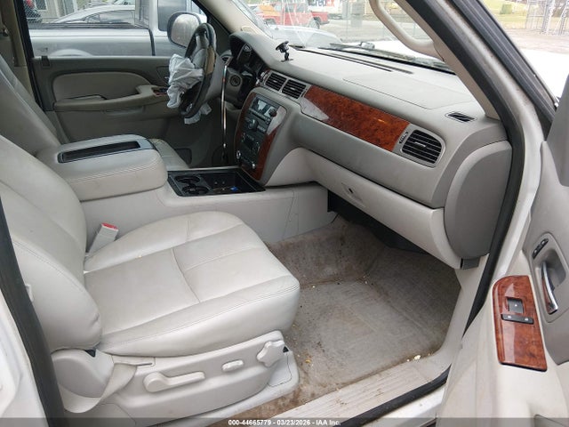 2014 Chevrolet Tahoe Lt მანქანა იყიდება აუქციონზე, vin: 1GNSCBE03ER107753, აუქციონის ნომერი: 44665779