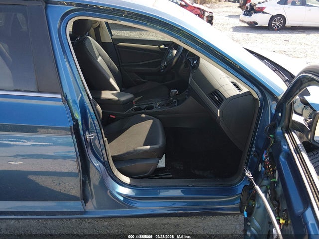 Auction sale of the 2019 Volkswagen Jetta 1.4t R-line/1.4t S/1.4t Se, vin: 3VWC57BU4KM231035, lot number: 44665809