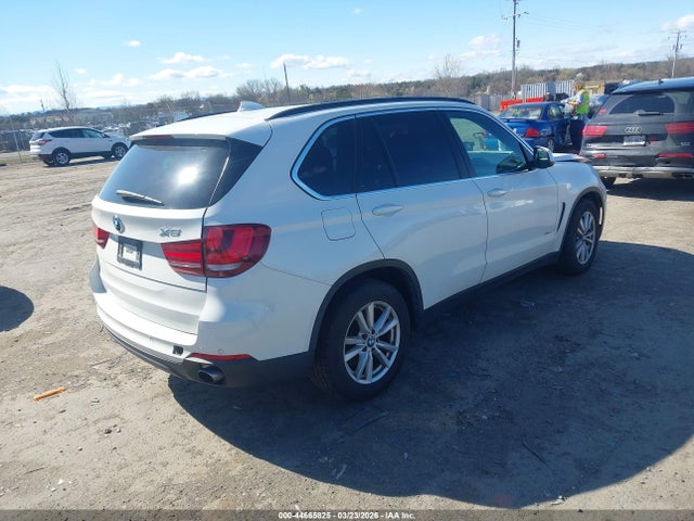 2014 BMW X5 5UXKR0C58E0H19088 Photo 3