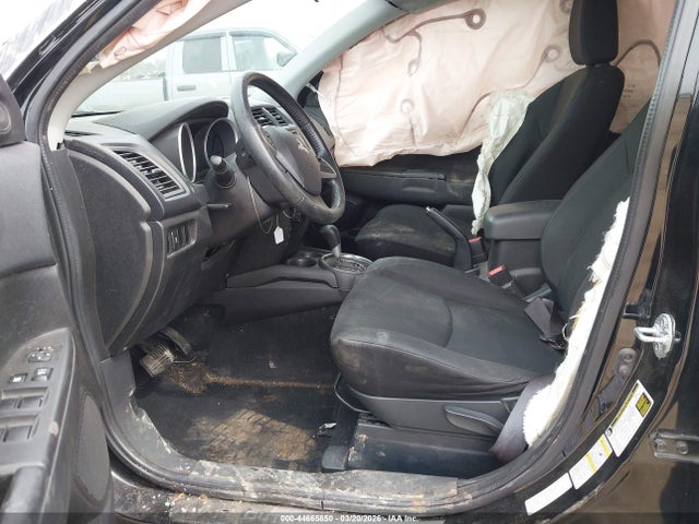 2015 MITSUBISHI OUTLANDER SPORT 4A4AR3AU6FE015832 Photo 4