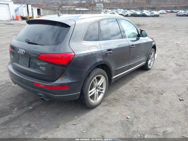 2014 Audi Q5 2.0t Premium მანქანა იყიდება აუქციონზე, vin: WA1LFAFP8EA126950, აუქციონის ნომერი: 44665858