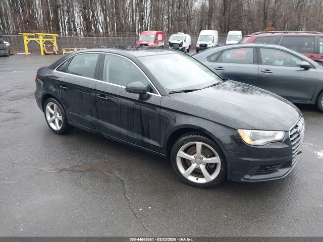 2015 AUDI A3 WAUBFGFF4F1012034 Photo 0