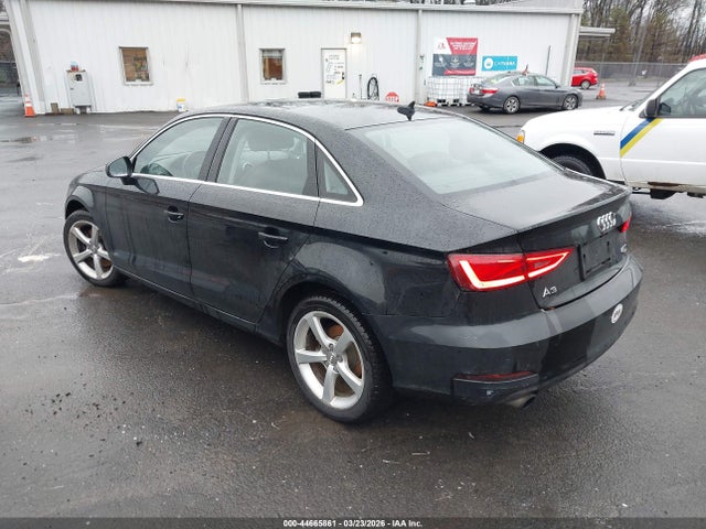 2015 AUDI A3 WAUBFGFF4F1012034 Photo 2