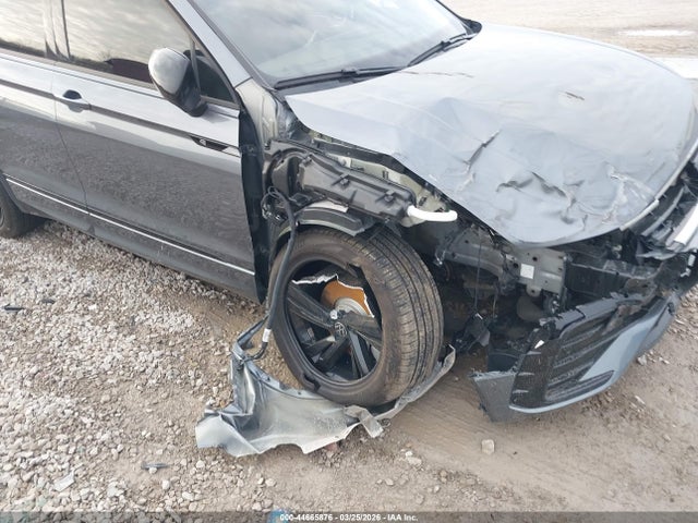 Aukcja sprzedaży 2024 Volkswagen Tiguan 2.0t Se R-line Black, vin: 3VV8B7AX5RM188592, numer aukcji: 44665876