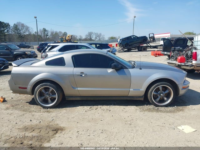 Продажа на аукционе авто 2008 Ford Mustang V6 Deluxe, vin: 1ZVHT80N685140148, номер лота: 44665901