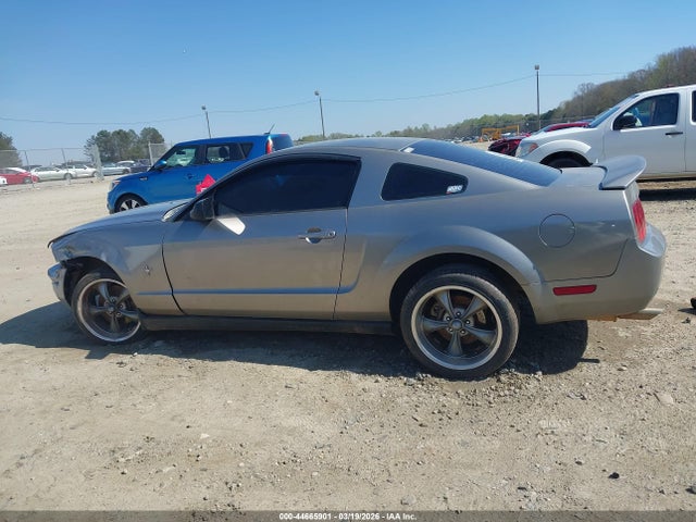 Продажа на аукционе авто 2008 Ford Mustang V6 Deluxe, vin: 1ZVHT80N685140148, номер лота: 44665901