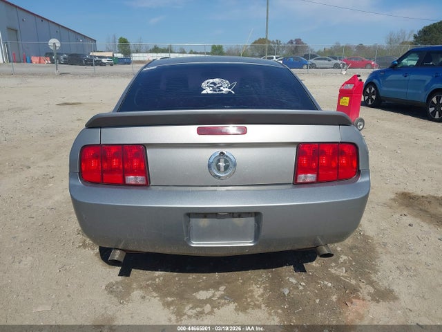 Продажа на аукционе авто 2008 Ford Mustang V6 Deluxe, vin: 1ZVHT80N685140148, номер лота: 44665901