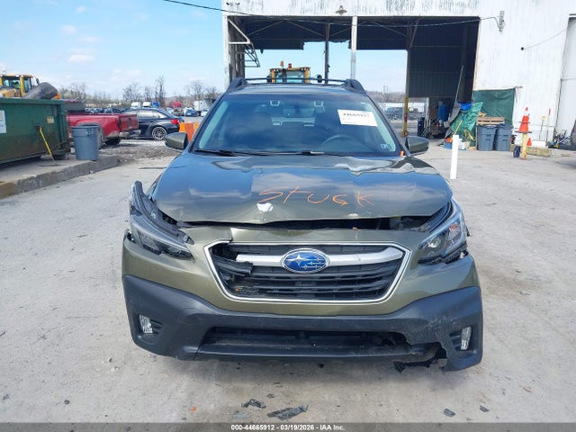 44665912 :رقم المزاد ، 4S4BTACC0L3215467 vin ، 2020 Subaru Outback Premium مزاد بيع