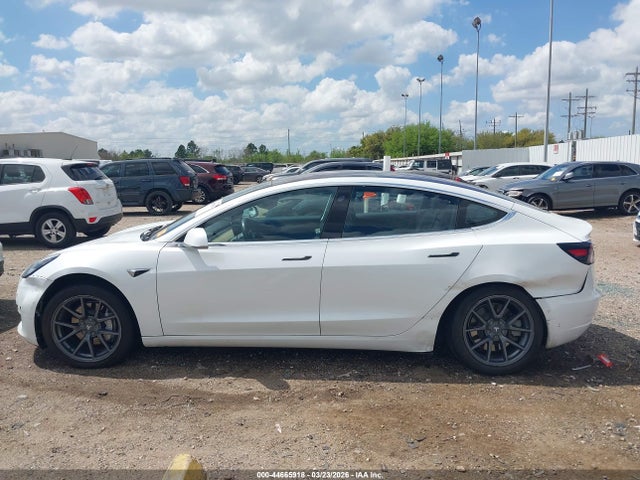 Продажа на аукционе авто 2018 Tesla Model 3 Long Range/mid Range, vin: 5YJ3E1EA1JF012408, номер лота: 44665918