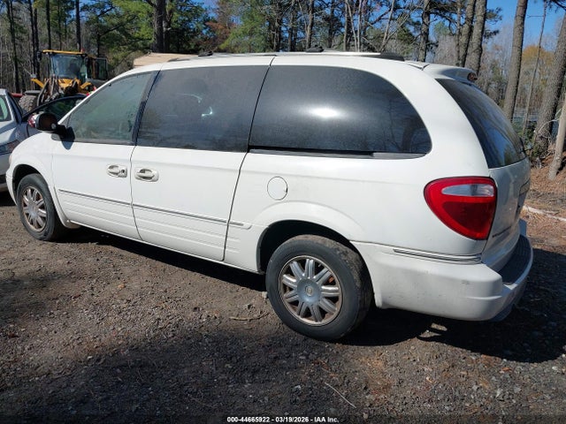 2005 CHRYSLER TOWN & COUNTRY 2C8GP64LX5R126606 Photo 2