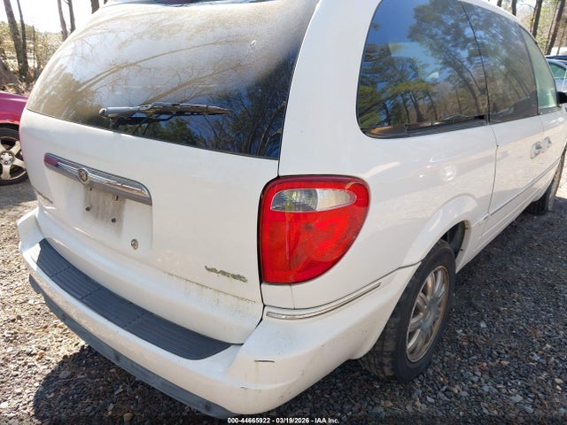 2005 CHRYSLER TOWN & COUNTRY 2C8GP64LX5R126606 Photo 5