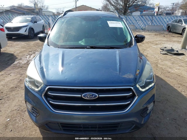 Продаж на аукціоні авто 2018 Ford Escape Se, vin: 1FMCU0GD8JUA70636, номер лоту: 44665931
