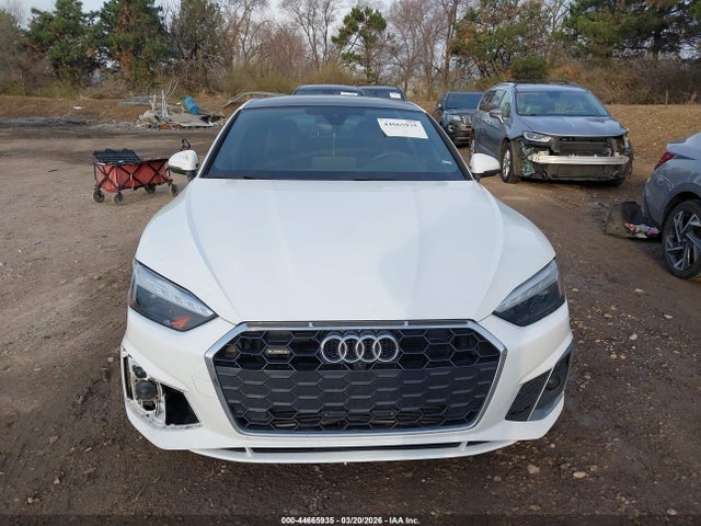 2024 Audi A5 Sportback Premium Plus 45 Tfsi Quattro S Tronic მანქანა იყიდება აუქციონზე, vin: WAUFACF57RA010542, აუქციონის ნომერი: 44665935